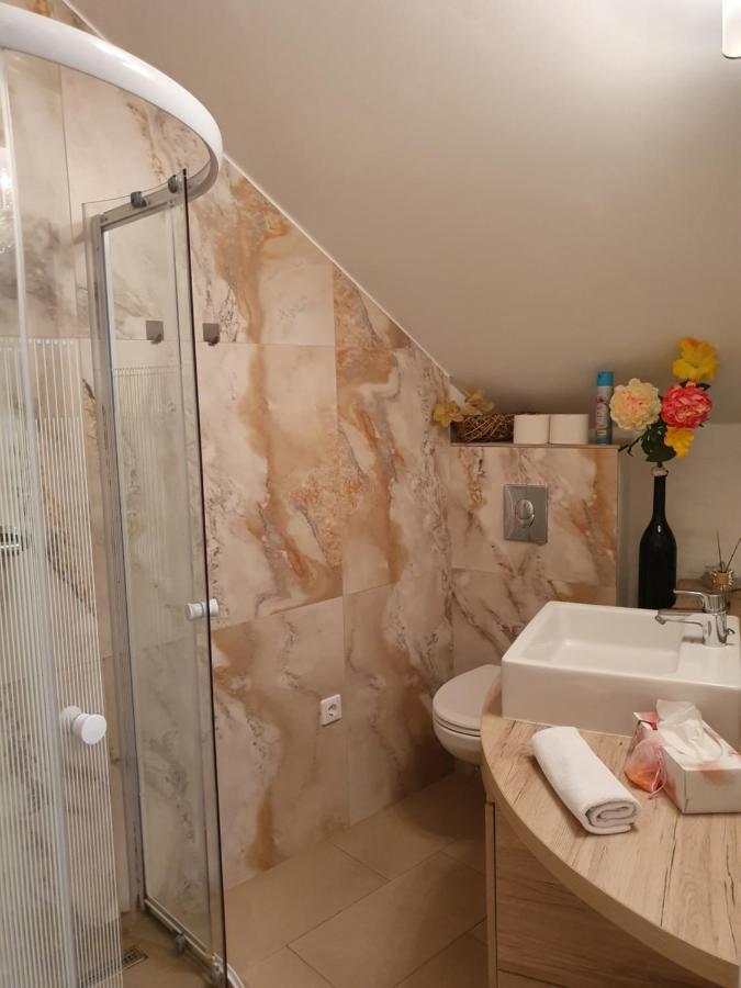 Karmelita Boutique Apartman Sopron Ngoại thất bức ảnh