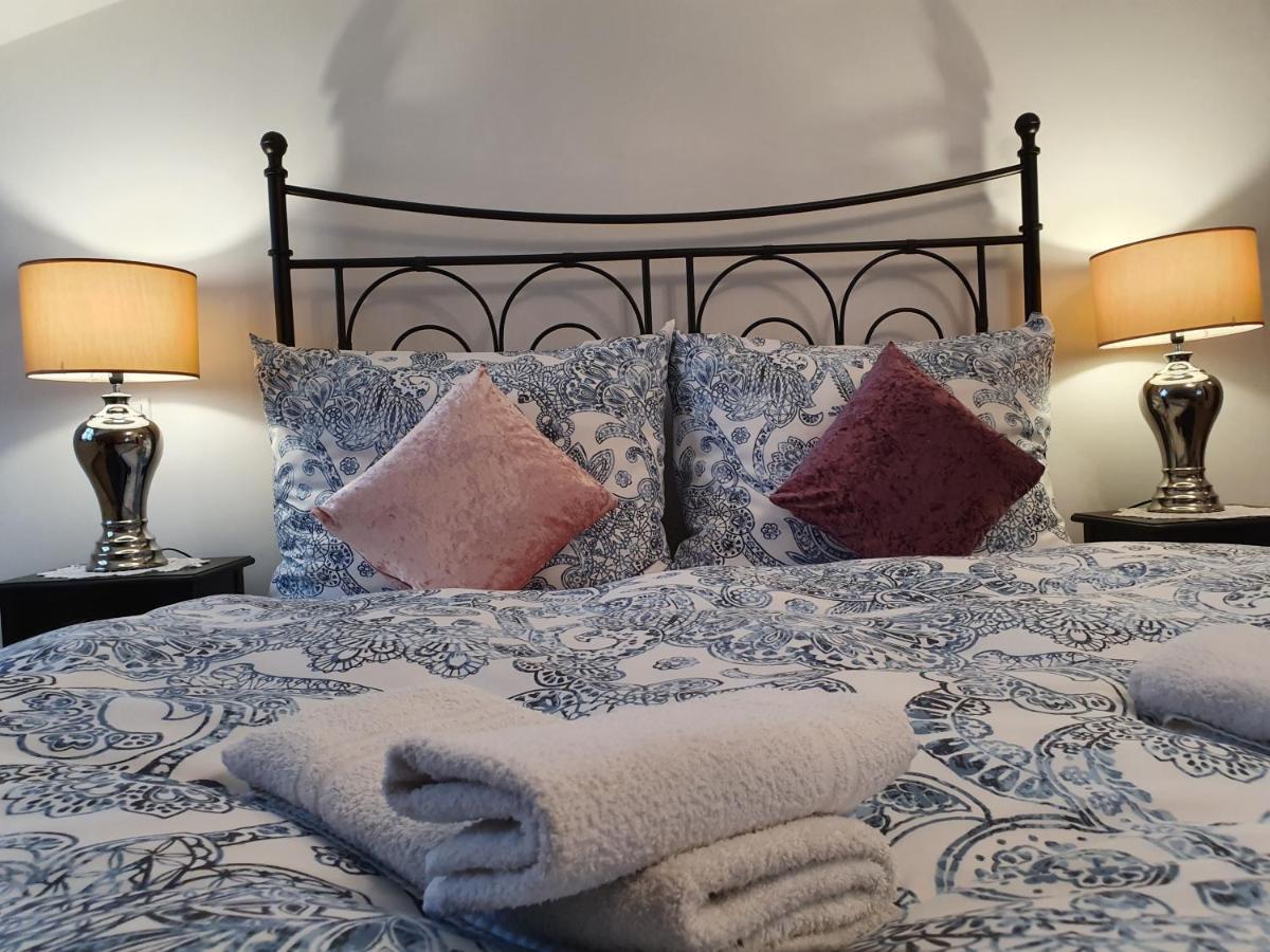 Karmelita Boutique Apartman Sopron Ngoại thất bức ảnh